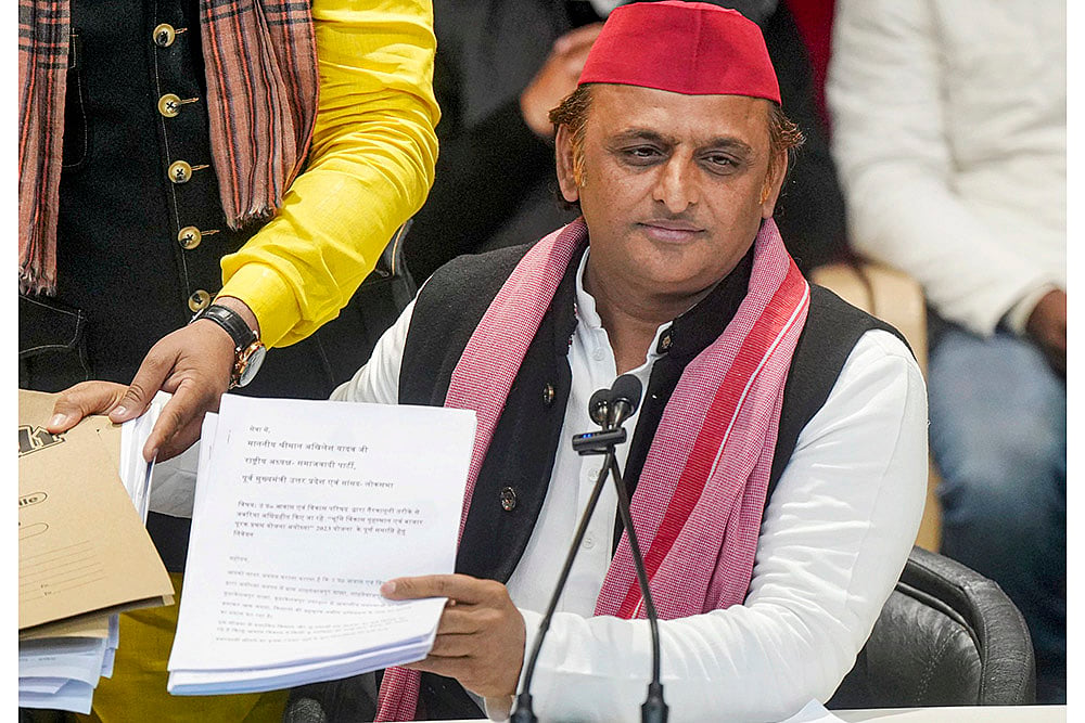 Akhilesh Yadav addresses media