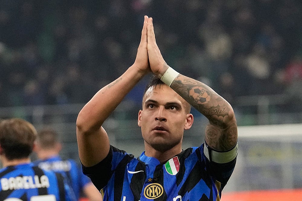 Serie A Soccer Match: Inter Milan vs Bologna