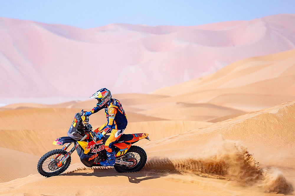 | Photo: Kin Marcin / Red Bull Content Pool : Luciano Benavides
