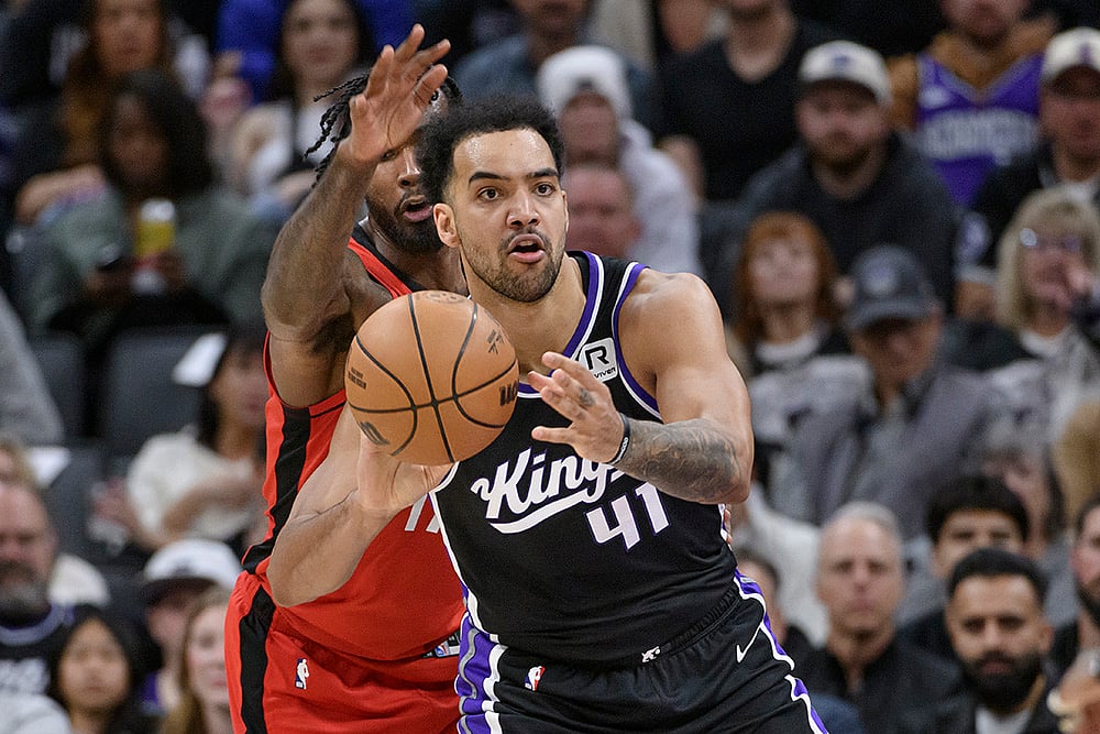 NBA basketball game Sacramento Kings vs Houston Rockets-