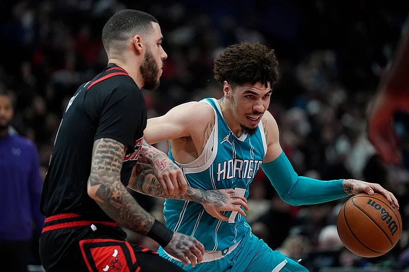 NBA basketball game Chicago Bulls vs Charlotte Hornets-Lonzo Ball, LaMelo Ball