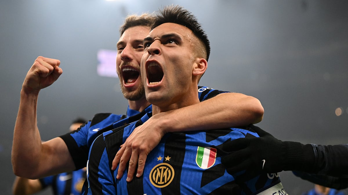 Lautaro Martinez celebrates his goal against Empoli - null