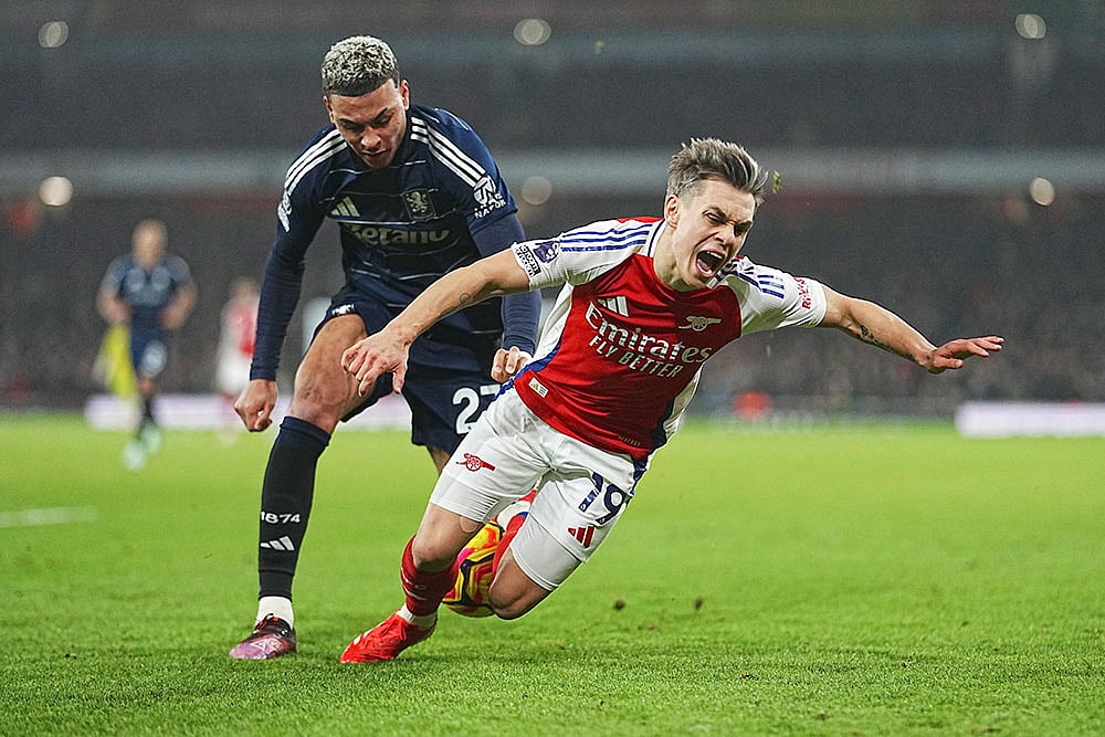 English Premier League Soccer Match: Arsenal vs Aston Villa