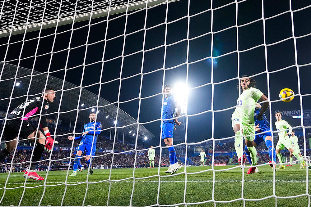 La Liga Soccer: Getafe vs Barcelona