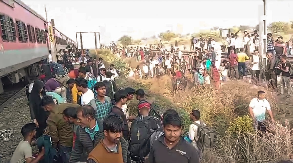 PTI : Several passengers killed in train incident in Maha's Jalgaon