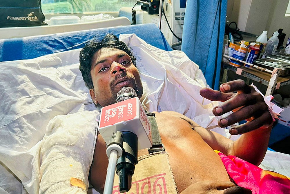 Train mishap in Maharashtra