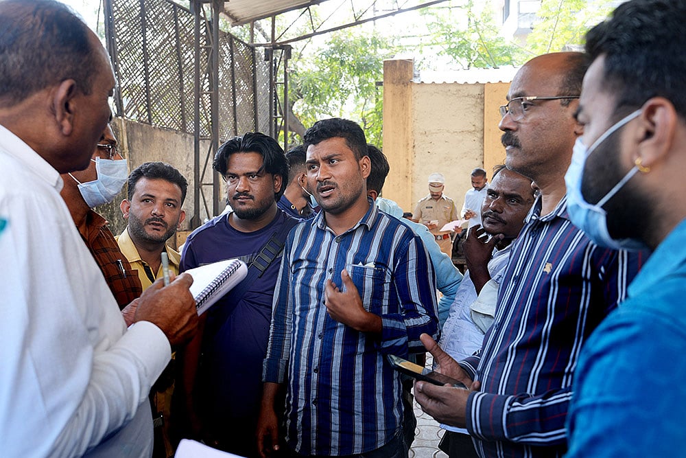 Pushpak Express Accident in Jalgaon, Maharashtra: 8
