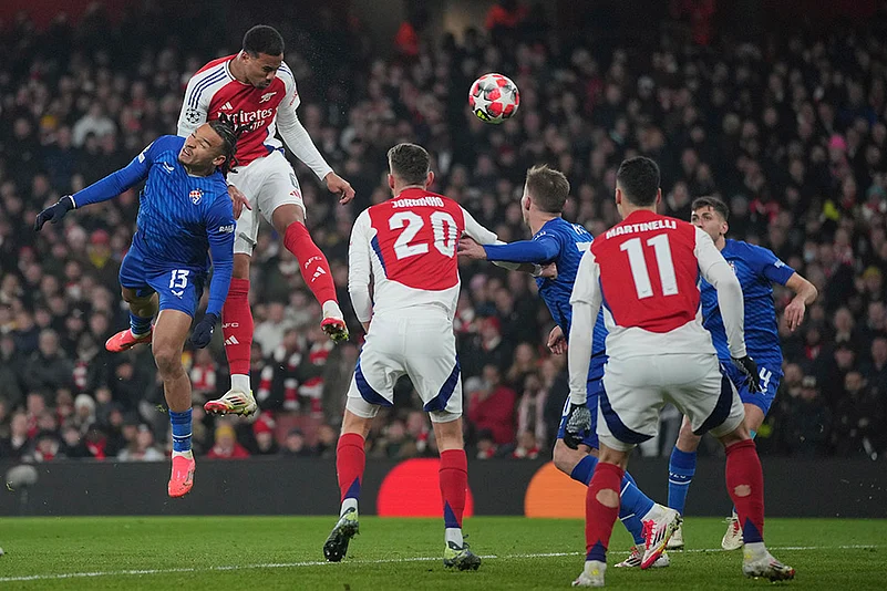 UEFA Champions League Football - Arsenal and Dinamo Zagreb_Gabriel
