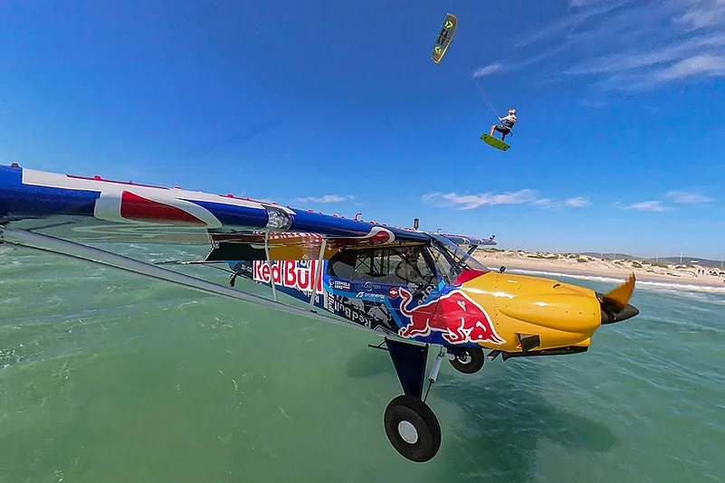 Plane Jump 2025 South Africa - Kitesurfer Lasse Walker