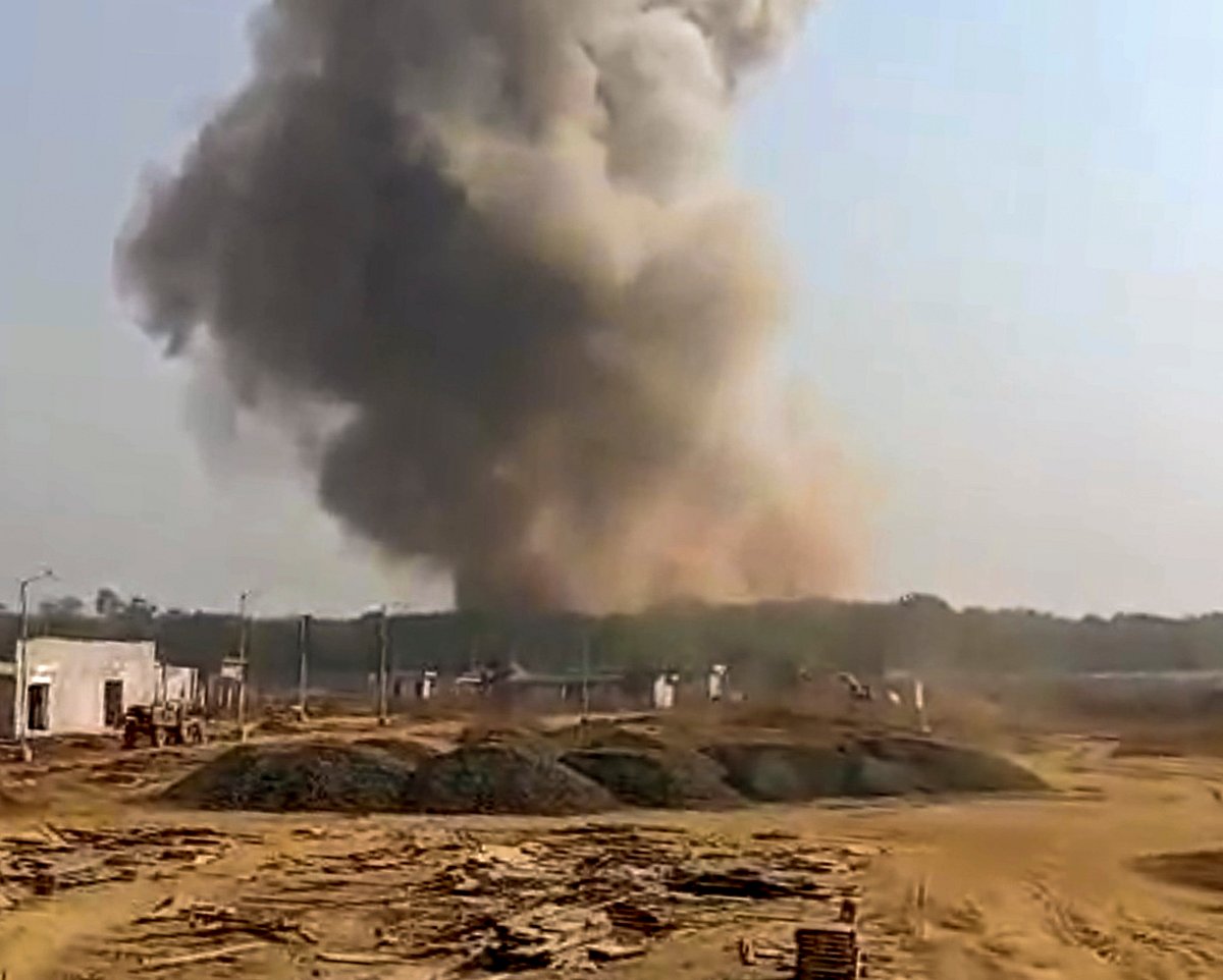 PTI : Blast at ordnance factory in Maharashtra's Bhandara