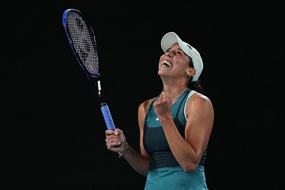 | Photo: AP/Vincent Thian : AUS Open 2025 Women's Singles Semi-final: Madison Keys celebrates after defeating Iga Swiatek