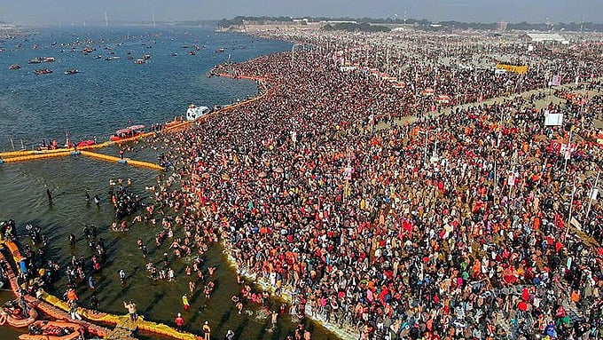 X/@VertigoWarrior  : Millions of devotees assembled in Prayagraj to attend Maha Kumbh 2025