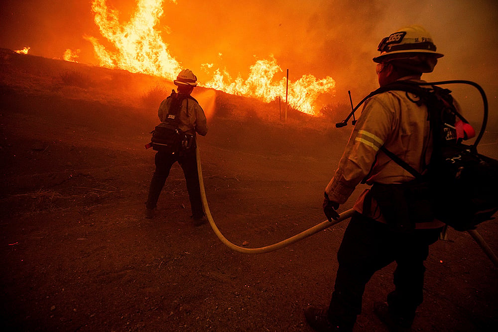 US Fire season California Wildfires -Hughes Fire