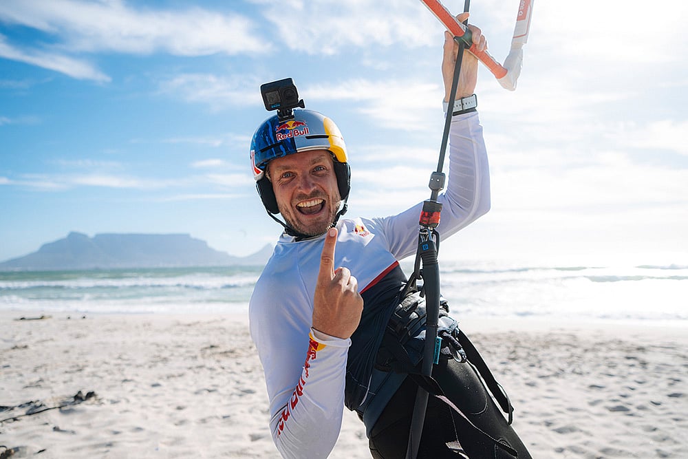 Plane Jump 2025 South Africa - Kitesurfer Lasse Walker