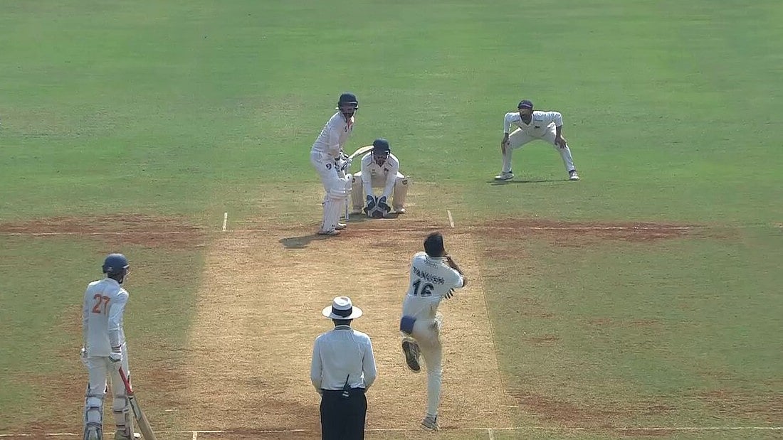 Ranji Trophy match between Jammu and Kashmir and Mumbai.