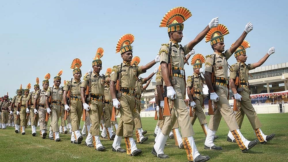 | Photo - File : Republic Day 2025: 942 Personnel Honoured With Gallantry And Service Medals, Including 5 Posthumous Honours