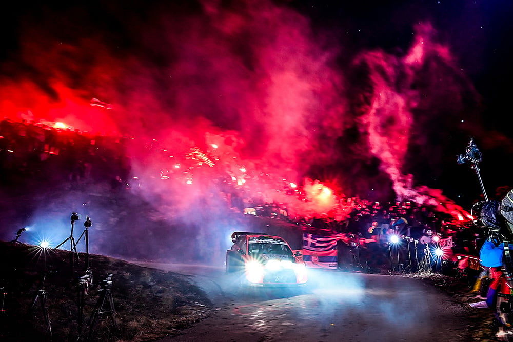 | Photo: WRC Promoter GmbH / Red Bull Content Pool : Thierry Neuville