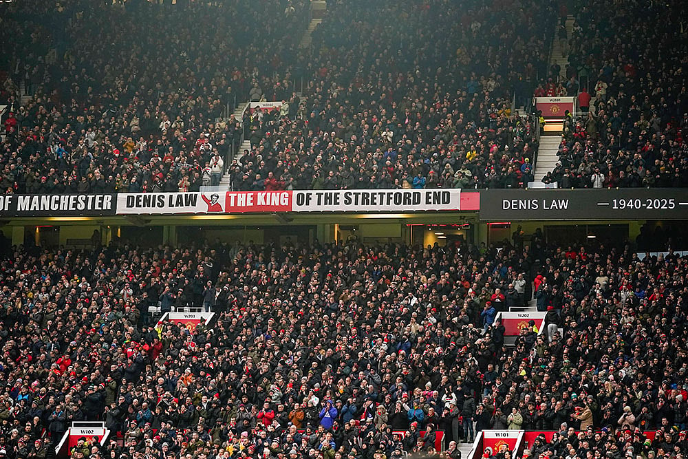 Tribute For Denis Law