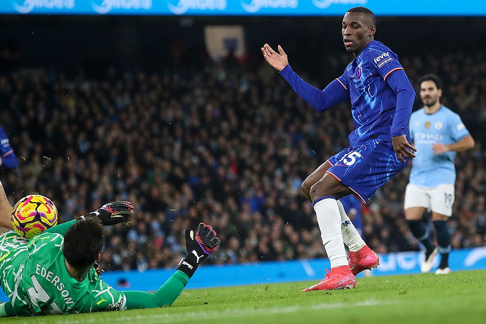English Premier League Soccer Match: Chelsea vs Manchester City
