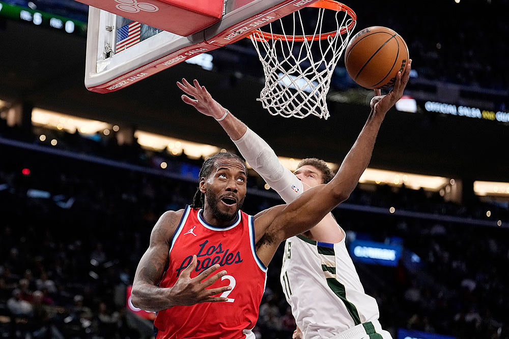 Basketball: Milwaukee Bucks vs Los Angeles Clippers