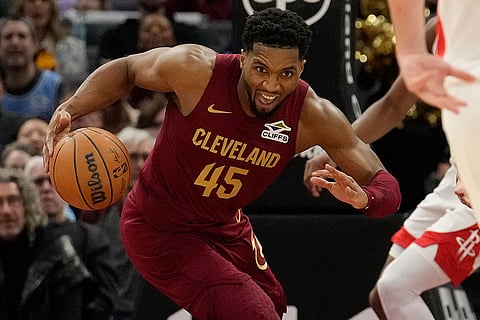 Basketball: Houston Rockets vs Cleveland Cavaliers