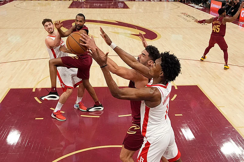 NBA Basketball Game: Cleveland Cavaliers vs Houston Rockets