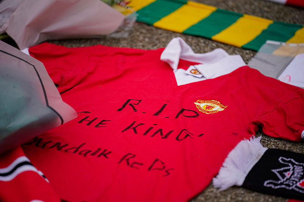 Tribute to Denis Law