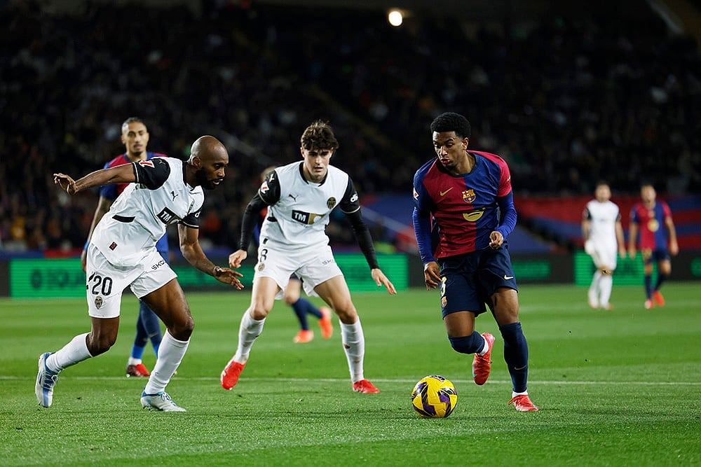 Spain Soccer La Liga FC Barcelona vs Valencia CF match photo: Alejandro Balde