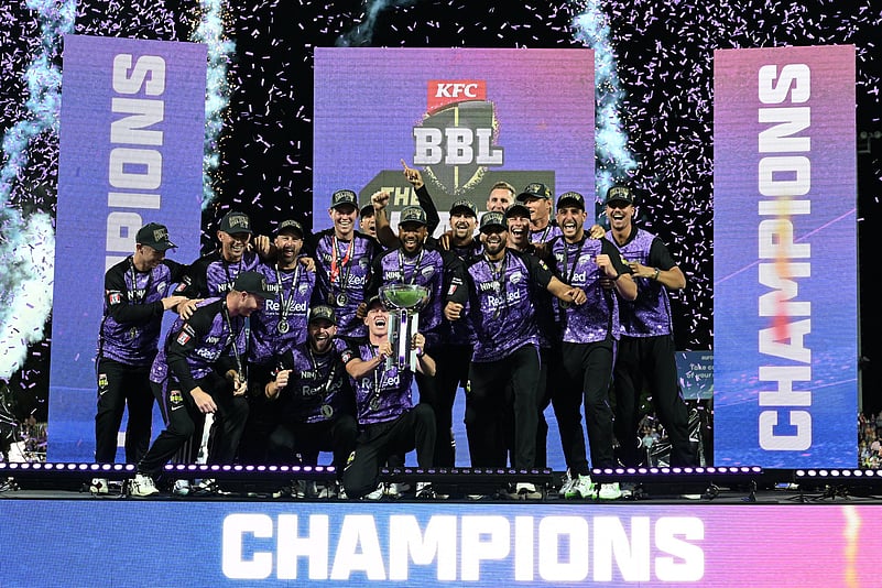 hobart-hurricanes-big-bash-league-2024-25-x