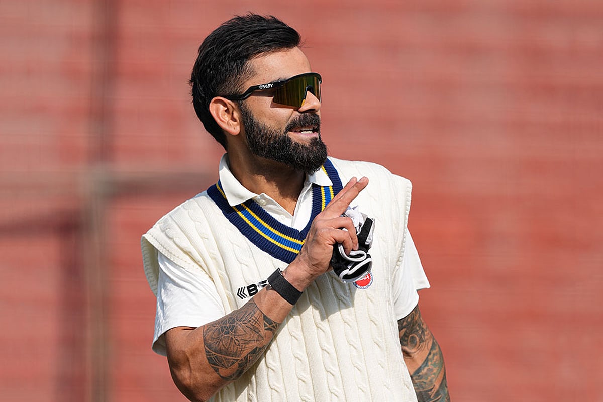 Virat Kohli Trains With Delhi Team