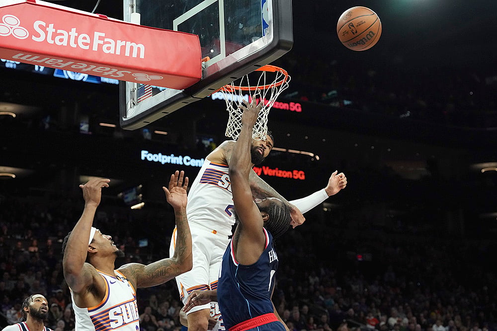 NBA basketball Phoenix Suns vs Los Angeles Clippers game: Nick Richards