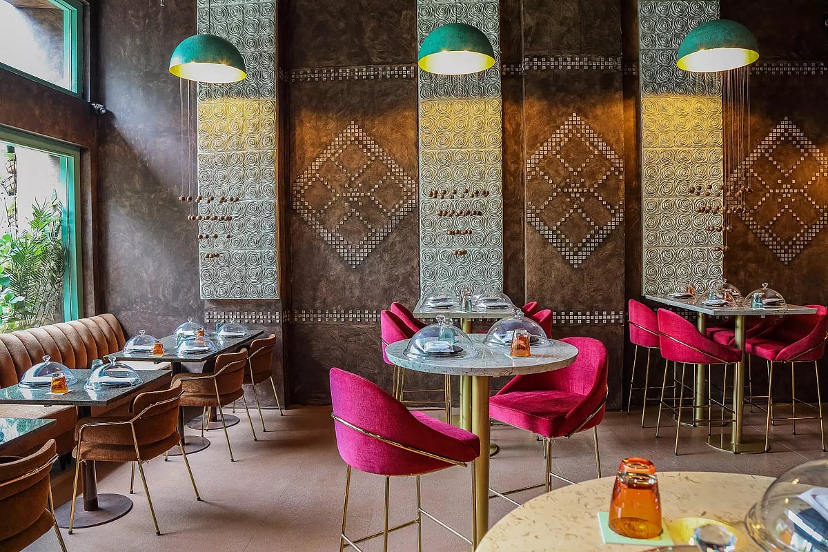 Farzi Cafe