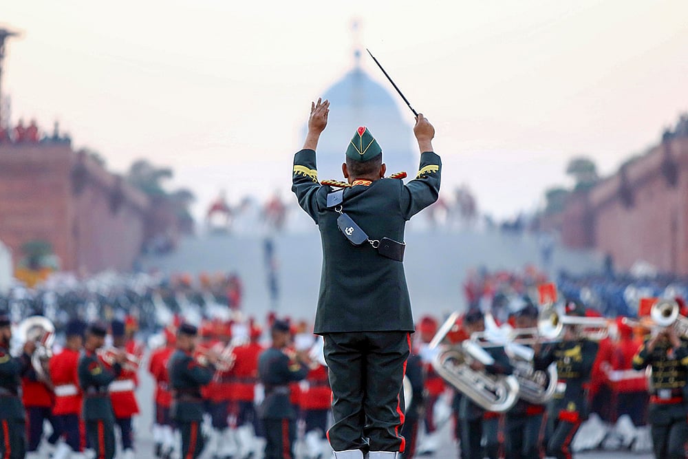 Beating Retreat ceremony rehearsal in New Delhi Photo_Tri-Services bands