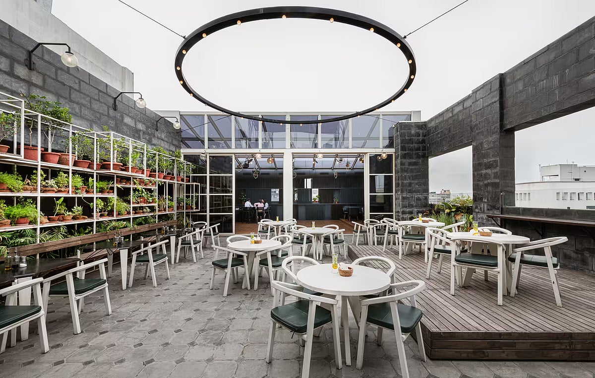 Salt House Rooftop Restaurant