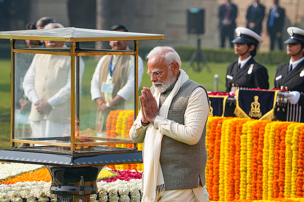 | Photo: PTI /Atul Yadav : Martyrs' Day in Delhi