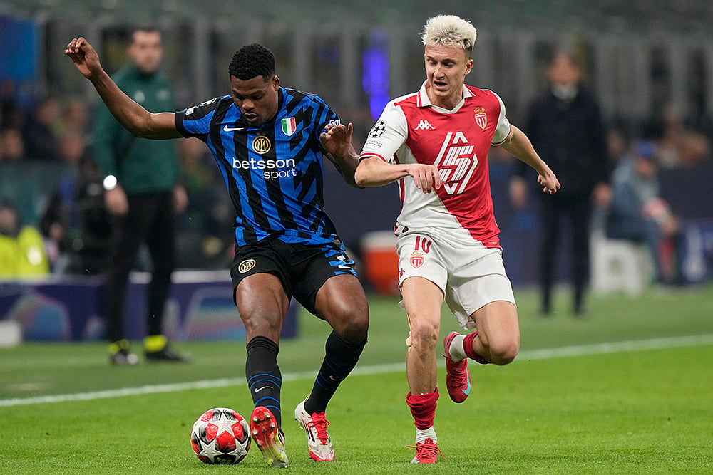 UEFA Champions League UCL soccer Inter Milan vs Monaco match photo: Aleksandr Golovin