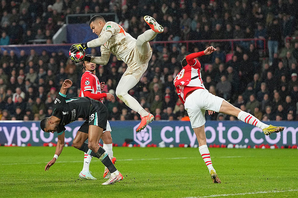 UEFA Champions League UCL soccer PSV Eindhoven vs Liverpool match photo: Walter Benitez