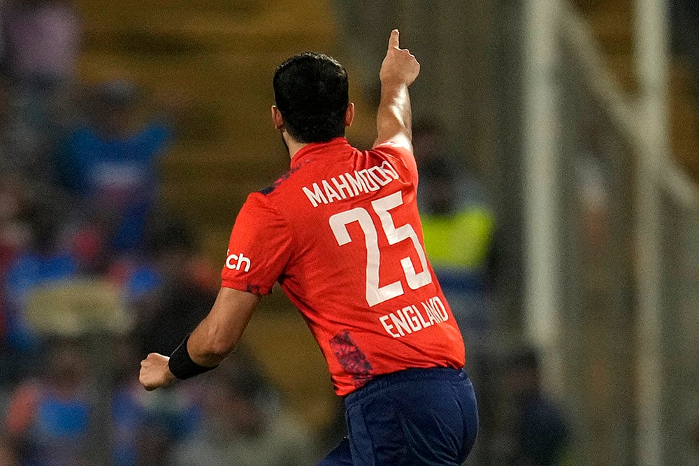 India vs England Cricket IND vs AUS 4th T20I pics from Pune:  Saqib Mahmood