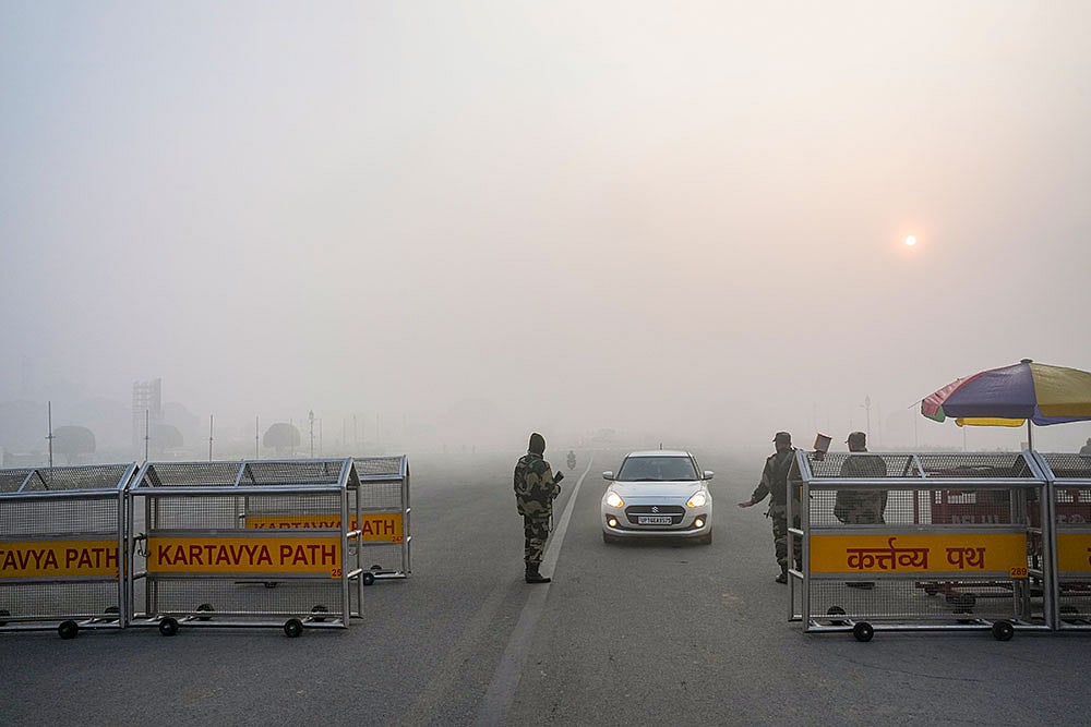 Winter fog in Delhi