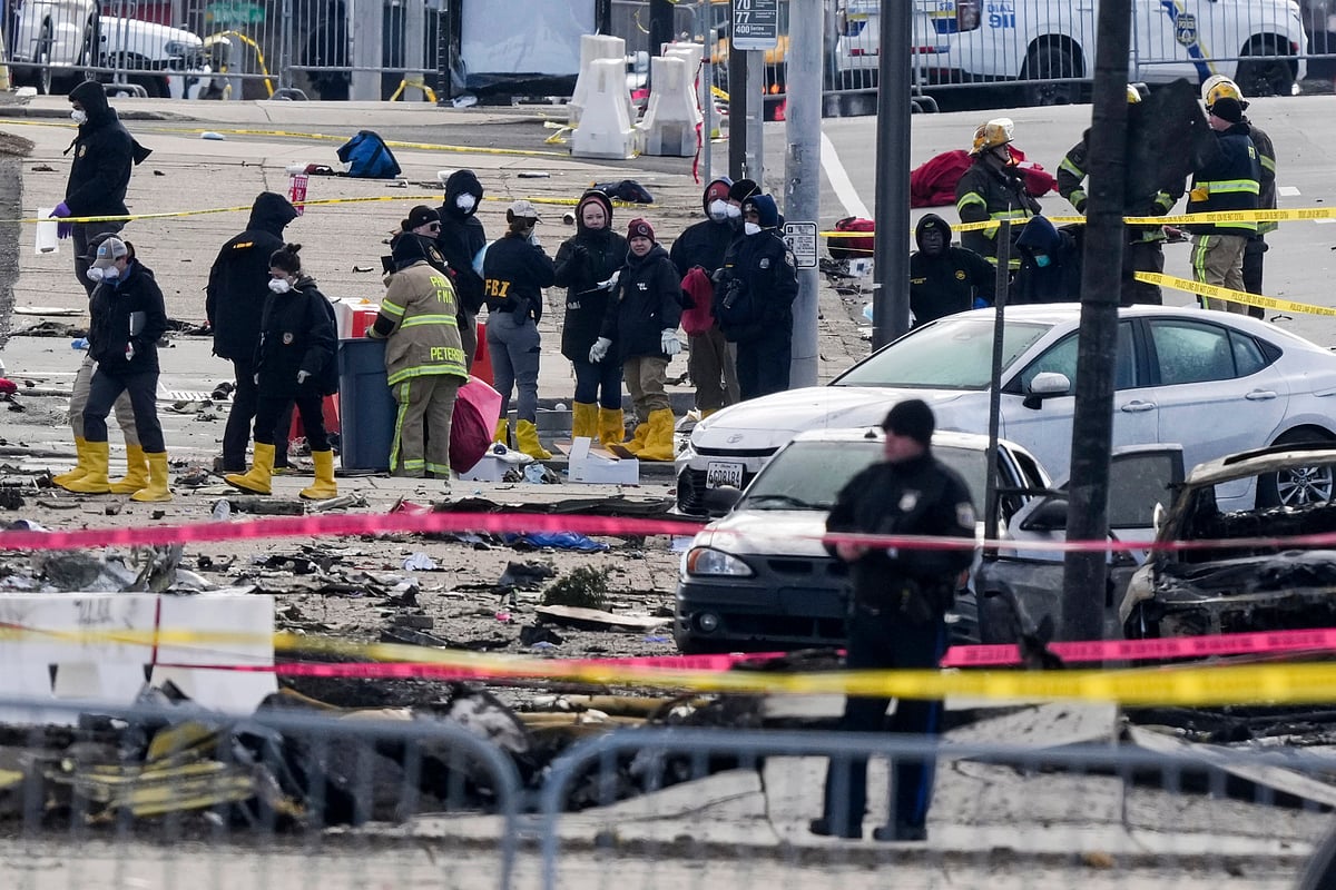 AP : Plane crash in Philadelphia