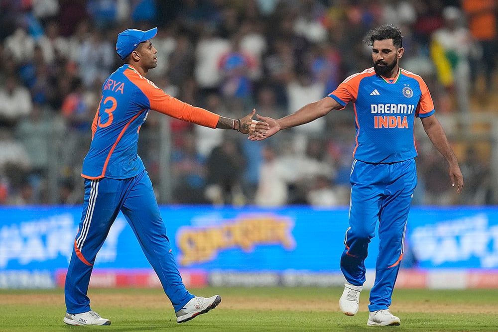 India Vs England Cricket IND vs ENG 5th T20I Photo from Mumbai: Mohammed Shami