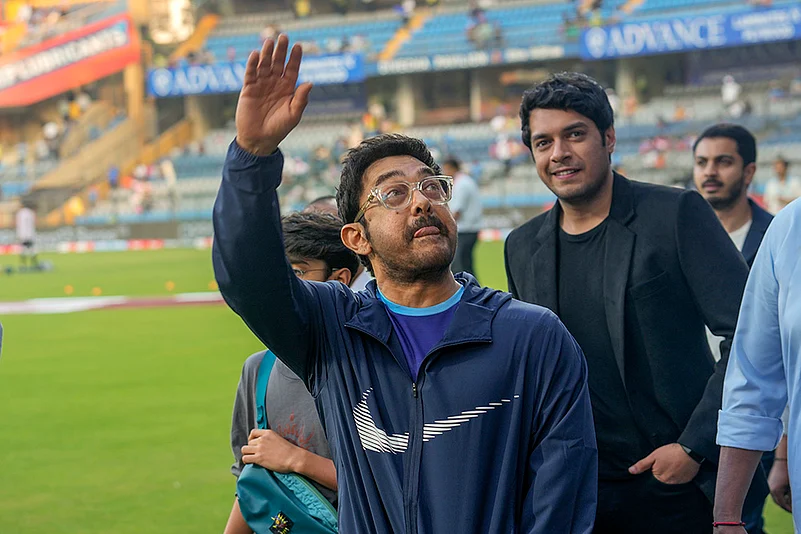 India Vs England Cricket IND vs ENG 5th T20I Photo from Mumbai: Aamir Khan