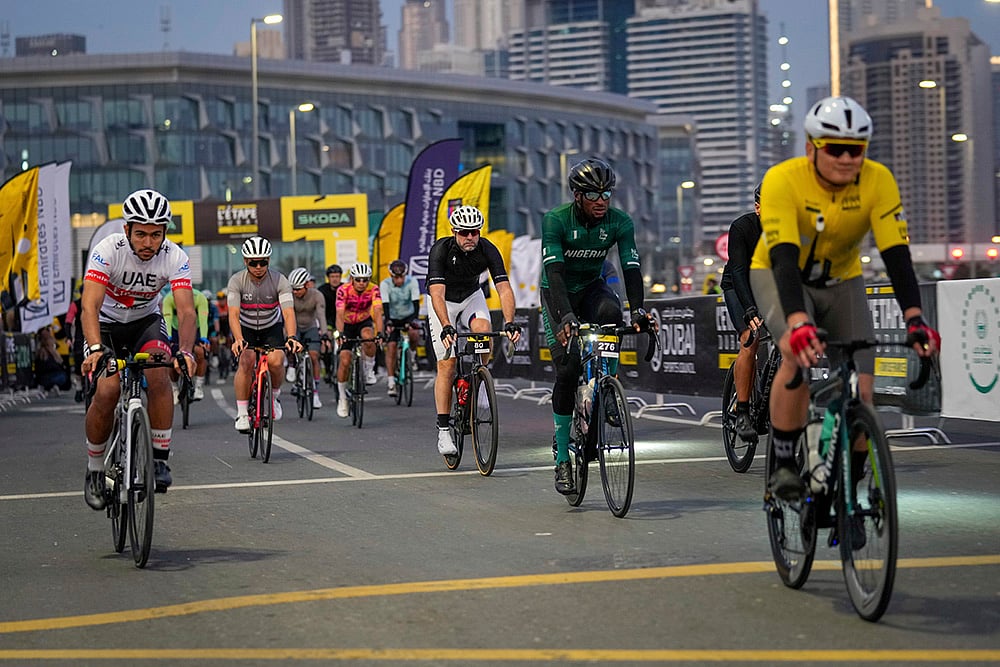 LEtape Dubai cycling race in Dubai Emirates Cycling pics_