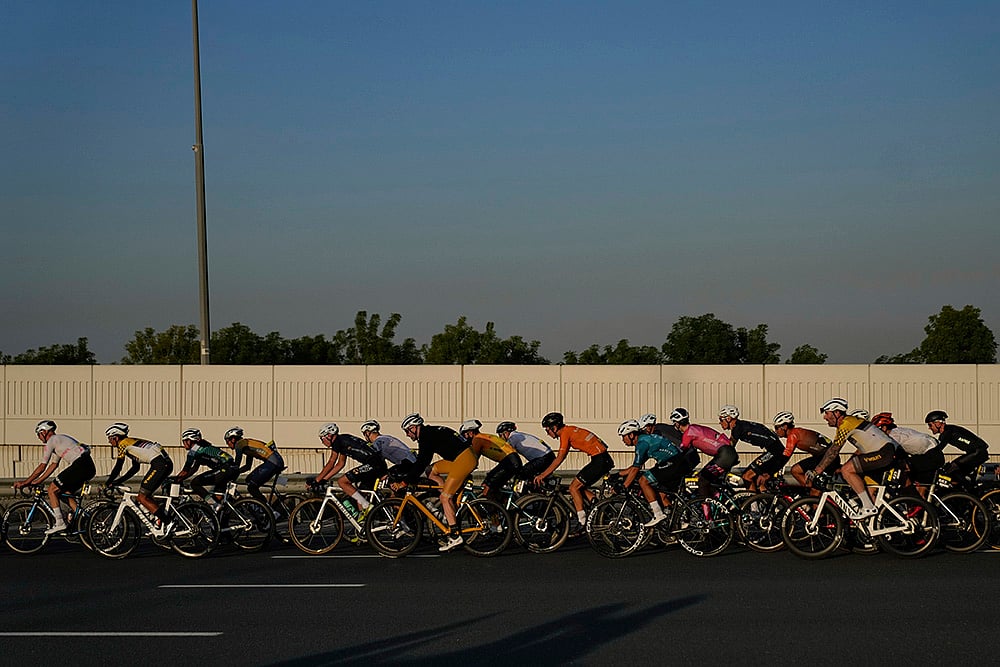 LEtape Dubai cycling race in Dubai Emirates Cycling pics_1