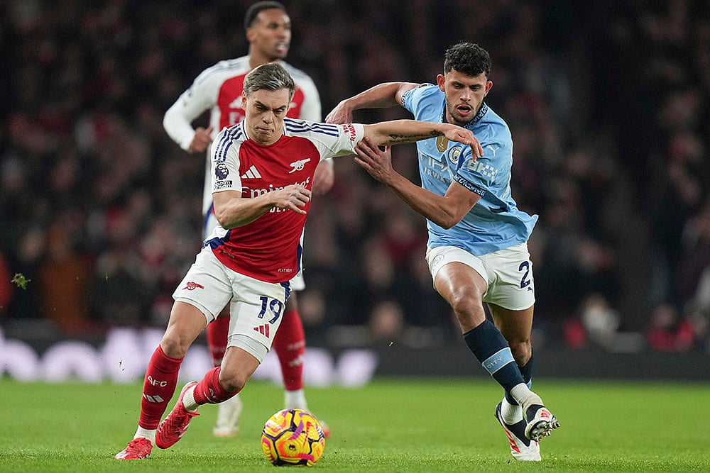 English Premier League soccer Arsenal vs Manchester City match photo: Leandro Trossard