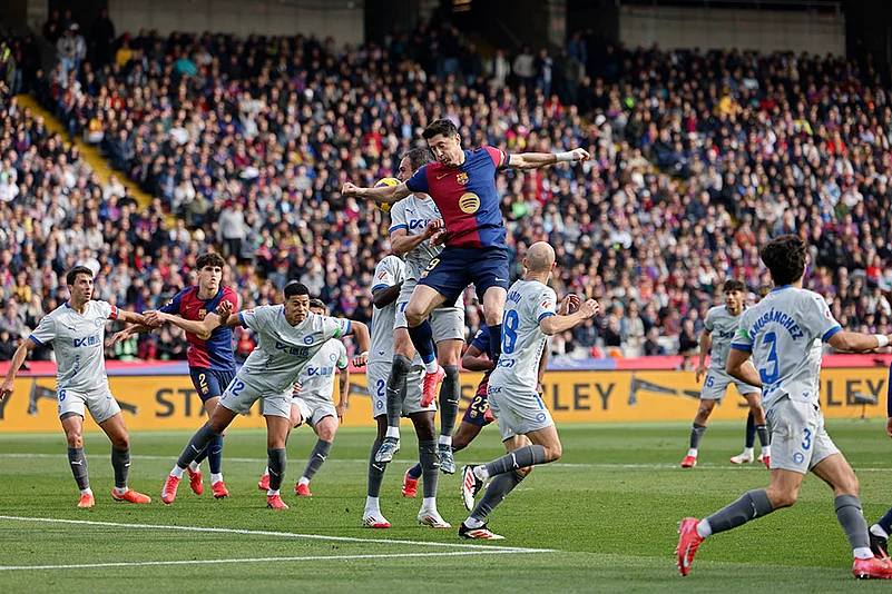 Spanish Soccer La Liga FC Barcelona vs Alaves match photo: