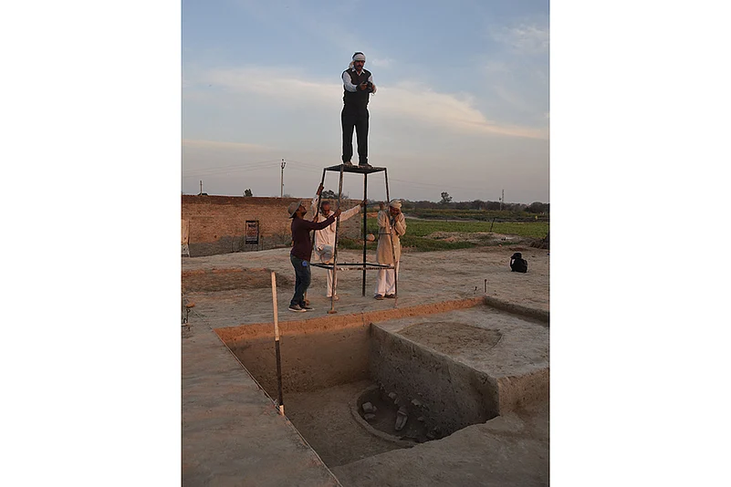 ASIs Excavation of Harappan site of Rakhigarhi in Hisar