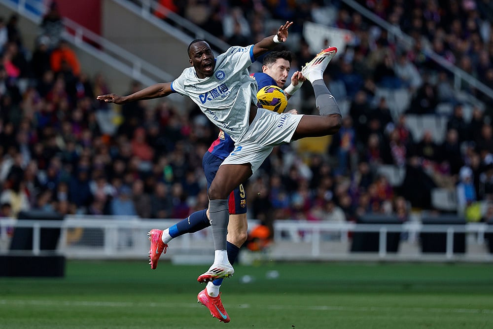 Spanish Soccer La Liga FC Barcelona vs Alaves match photo: Moussa Diarra