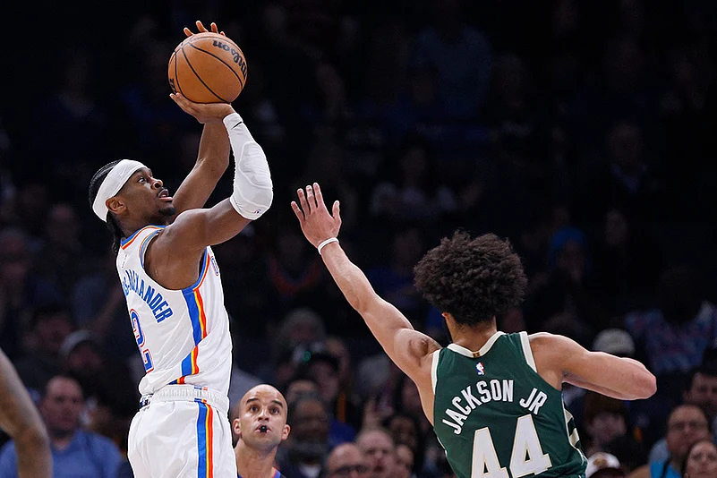 NBA basketball game Oklahoma City Thunder vs Milwaukee Bucks: Shai Gilgeous-Alexander