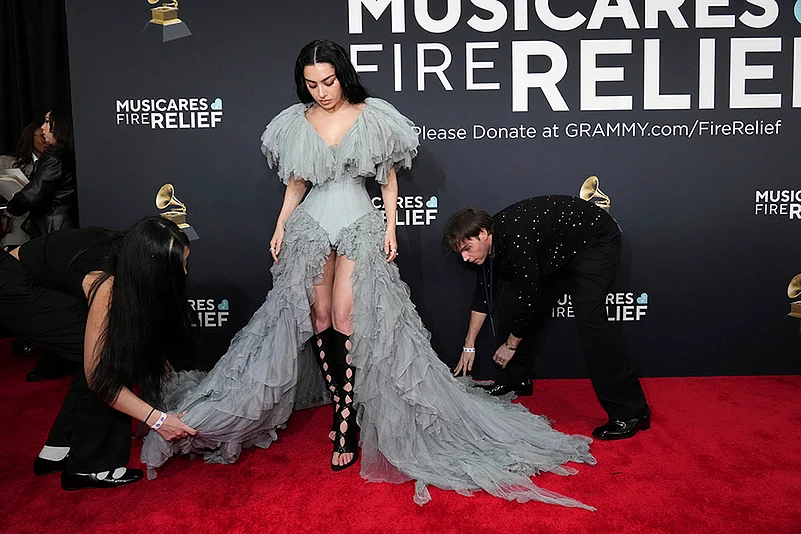 67th Annual Grammy Awards 2025 Celebs Arrivals: Celebrity fashion pics_Charlie XCX